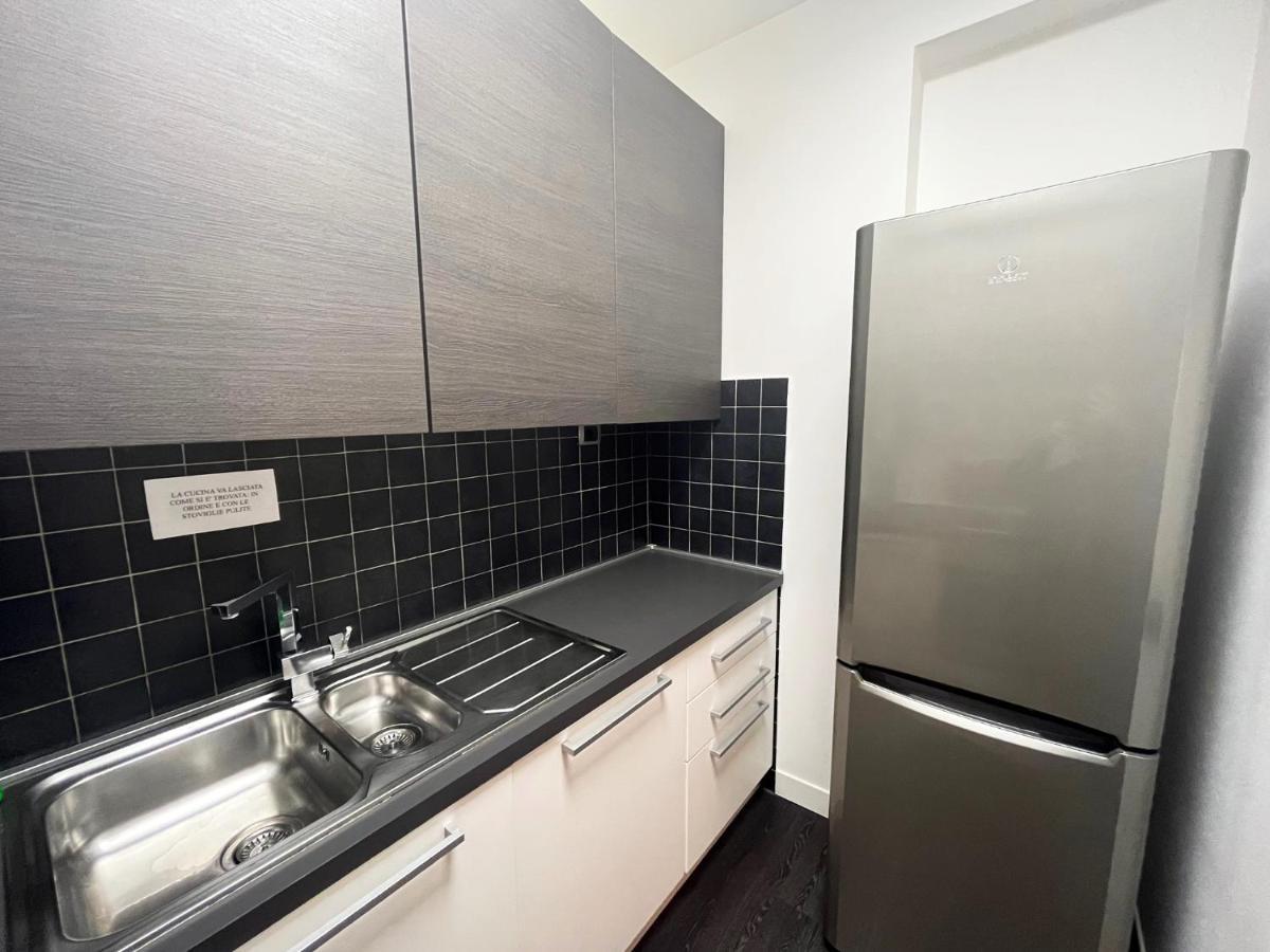 Elegante Bilocale Torre Pontina Apartment Latina Ngoại thất bức ảnh